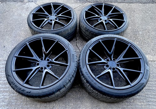 Niche gloss black - 20”,