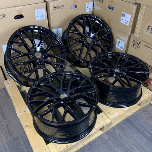 Audi v10 style - 19", alloy